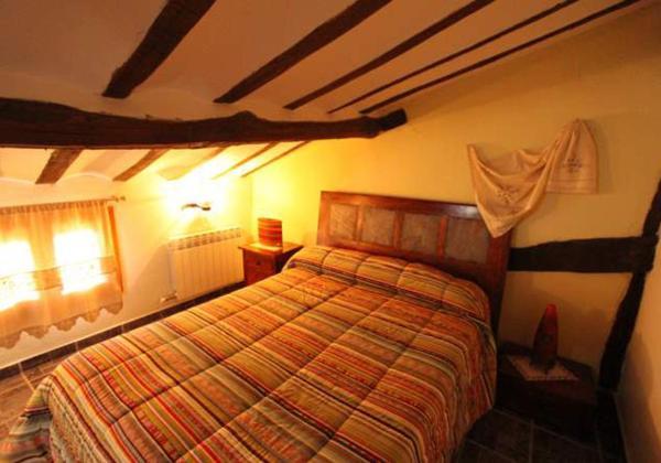 Hotel Rural La Aldea Encantada Quintanilla del Monte de Rioja Exterior photo